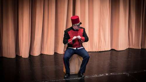 Η Καμεράτα για πρώτη φορά στο Δημοτικό θέατρο Πειραιά, με νέο έργο