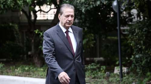 Δεν αποσύρεται ο Πολύδωρας, σε αδιέξοδο η Διάσκεψη των Προέδρων