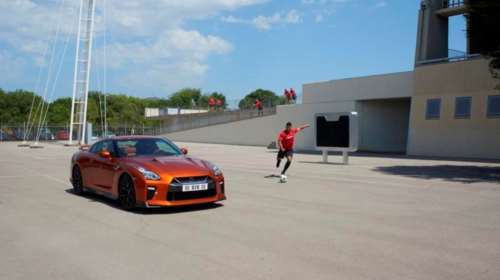 Στήνει και 11άδα για το Champions League η Nissan! (video)