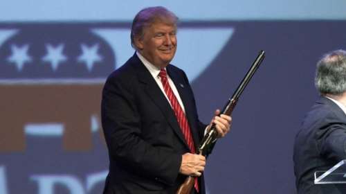 Ο υποψήφιος ρεπουμπλικανός έχει ιστοσελίδες που τον βρίζουν