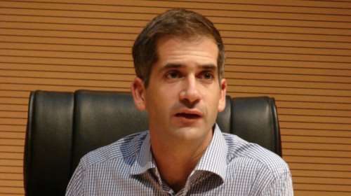 Μπακογιάννης:'Οποιος δεν αναλαμβάνει τις ευθύνες του να πάει σπίτι του