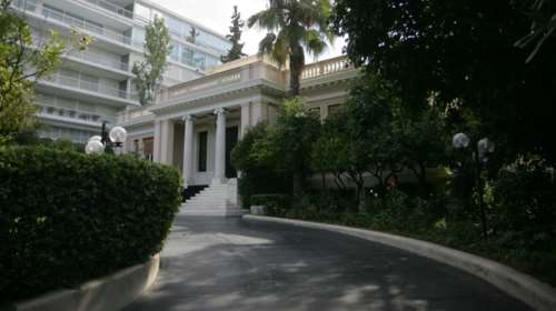 Τα παρασκήνια και οι ισορροπίες στο νέο κυβερνητικό σχήμα