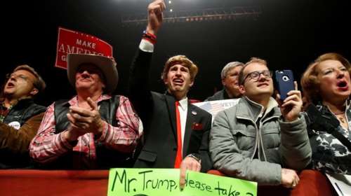 Ipsos-Reuters: 90% oι πιθανότητες νίκης της Κλίντον