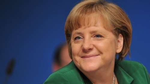 Μέρκελ: Μια νίκη Κλίντον θα αύξανε την ισότητα των φύλων