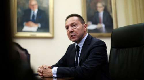 Στουρνάρας στο Reuters: Σταδιακή άρση των capital controls