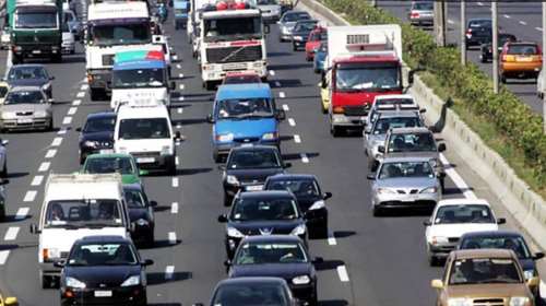 «Παγώνουν» τελικά οι αλλαγές στα τέλη κυκλοφορίας