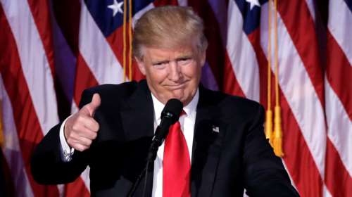 Σε μετανάστευση και φόρους τα πρώτα μέτρα του Τραμπ