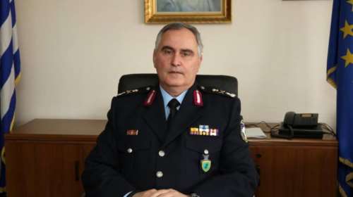 Στρατηγός της ΕΛ.ΑΣ. &quot;τρολάρει&quot; ΣΥΡΙΖΑ για απαγόρευση πορειών