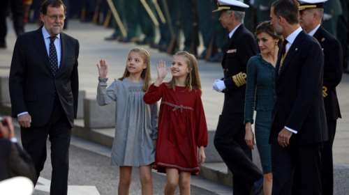 Οι αξιολάτρευτες πριγκίπισσες της Ισπανίας επισκίασαν τους γονείς τους