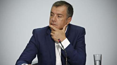 Θεοδωράκης για επεισόδια: Πληρώνουμε τη νιρβάνα του Τόσκα