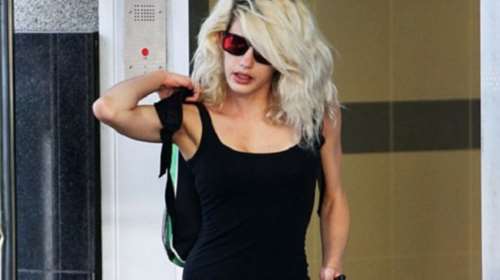 Νεαρή έκανε σεξ με πιτ μπουλ για να ικανοποιηθεί ο φίλος της