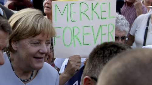 Το CSU χαιρετίζει τη υποψηφιότητα της Μέρκελ για νέα θητεία