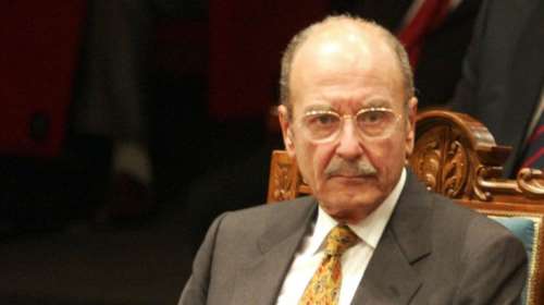 Συγκίνηση στον πολιτικό κόσμο για τον Κωστή Στεφανόπουλο