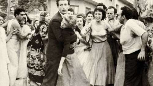 «Στέλλα κρατάω μαχαίρι». Πρωτακούστηκε σαν σήμερα