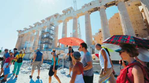 Περισσότερους τουρίστες αλλά λιγότερα έσοδα δείχνουν τα στοιχεία για το '16