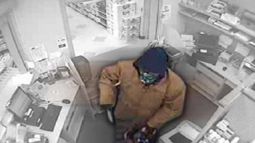 Θεσσαλονίκη: Με μαχαίρι άρπαξε τα 100 ευρώ από το ταμείο