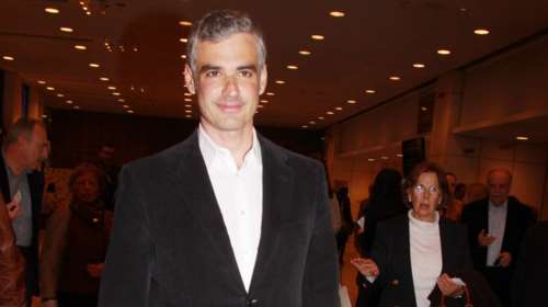 Αγνώριστος ο Αρης Σπηλιωτόπουλος -η μεγάλη αλλαγή στο look του