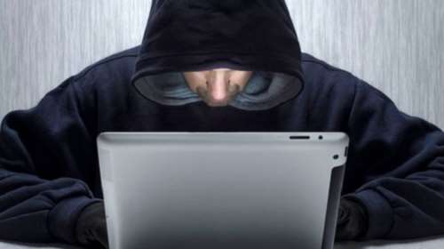 5 Έλληνες σε διεθνές κύκλωμα μεταφοράς παράνομου χρήματος