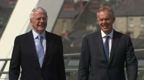 Μέιτζορ και Μπλερ δεν αποκλείουν νέο δημοψήφισμα για το Brexit