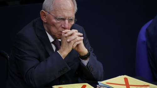 Σόιμπλε: Δεν υπάρχει κρίση χρέους &amp; ρευστότητας μόνο ανταγωνιστικότητας