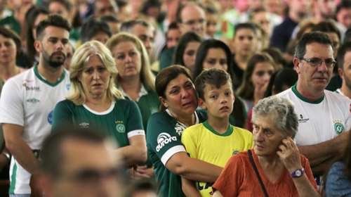 Οι αρχές της Κολομβίας "κατέβασαν" τους νεκρούς στο δυστύχημα