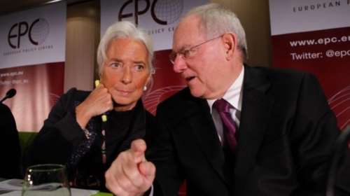 Σόιμπλε: Πρώτα αξιολόγηση, μετά βραχυπρόθεσμα μέτρα για το χρέος