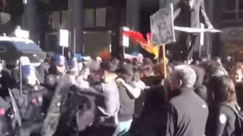 Ξύλο στο Παλέρμο, σε διαδήλωση κατά του Ματέο Ρέντσι