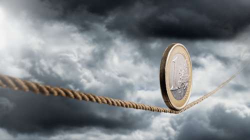 Καθίζηση του ευρώ μετά το &quot;όχι&quot; στο Ιταλικό δημοψήφισμα