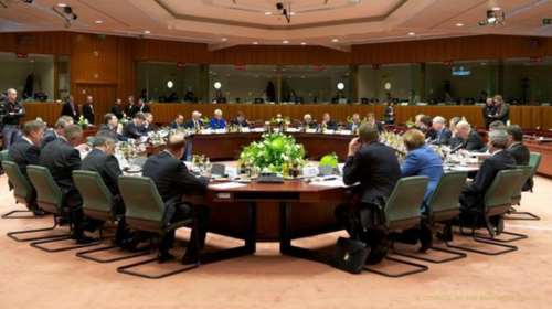 Λιτότητα διαρκείας έναντι μικρής ελάφρυνσης του χρέους
