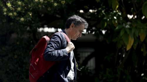 Τσακαλώτος στο Πολιτικό Συμβούλιο: Δεν δεχόμαστε πλεόνασμα 3,5% για 10 έτη