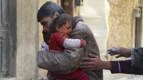 Μια Σύρια δημοσιογράφος για την ανείπωτη καταστροφή στη χώρα της