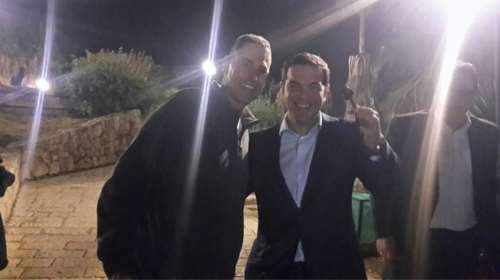 O Tσίπρας «λυγίζει» κουτάλια με τον Γιούρι Γκέλερ στο Ισραήλ-φωτο