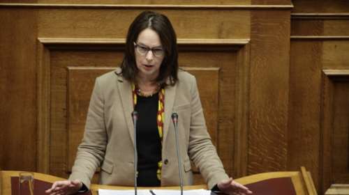 Παπανάτσιου: Από το πλεόνασμα στον προϋπολογισμό οι παροχές