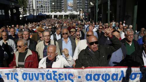 Με κινητοποιήσεις στις 15 Δεκεμβρίου απαντούν οι συνταξιούχοι στα «ψίχουλα»