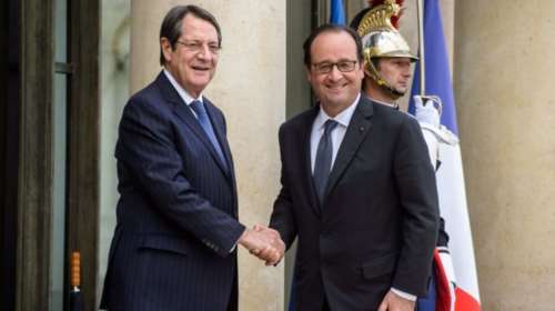 Στην Κύπρο ο Ολάντ-Συνάντηση με Αναστασιάδη για Κυπριακό