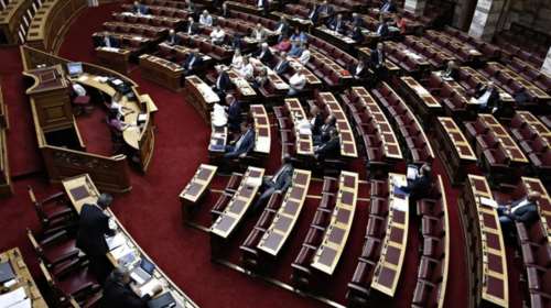 Ποιος βουλευτής έγινε την Παρασκευή πατέρας