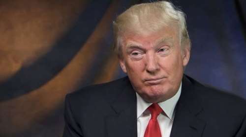 Ο Τραμπ παραπέμπει στο 2017 την αποχώρηση από τις επιχειρήσεις