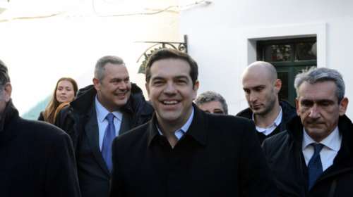 Ο Τσίπρας ανέβασε φωτο με το ουράνιο τόξο στο Αιγαίο στο twitter