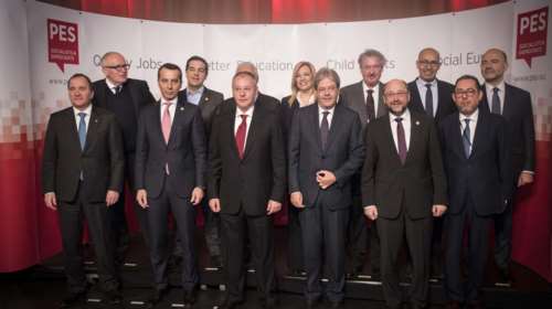 Ενθουσιασμός Τσίπρα για τη στήριξη σοσιαλιστών και Φώφης