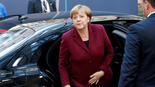 Μήνυμα Μέρκελ: Ο Τσίπρας να διαπραγματευτεί με τους θεσμούς