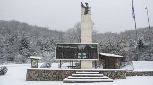 16 υπέροχες φωτογραφίες από την χιονισμένη Αρναία Χαλκιδικής