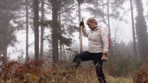 H viral φωτογραφία από την αναζήτηση μιας τραγικής μάνας