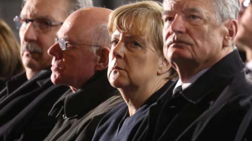 Πυρ ομαδόν εναντίον της Μέρκελ για την επίθεση στο Βερολίνο