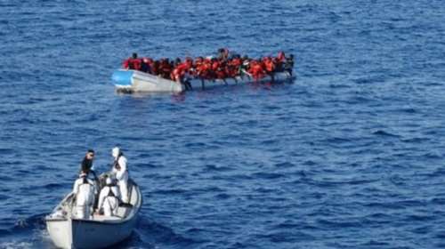Πάνω από 300 μετανάστες διασώθηκαν από το ιταλικό Λιμενικό