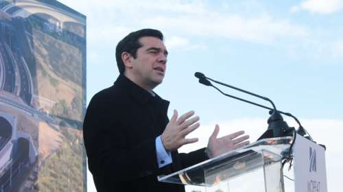 Τσίπρας: Εγώ δεν θα είμαι ένας πρωθυπουργός κλεισμένος στο Μαξίμου