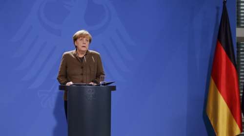 Αλλαγές σε αντιτρομοκρατικό &amp; απελάσεις αναγγέλλει η Μέρκελ