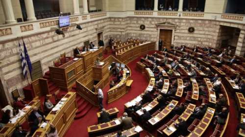 To «φλερτ» του ΠΑΣΟΚ με τους ανεξάρτητους της Βουλής