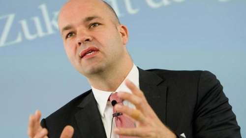 Σύμβουλος Μέρκελ: Να κάνουμε δώρο στην Ελλάδα έναν νέο Ρεχάγκελ