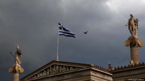 Handelsblatt: Ο Τσίπρας είναι υπό πίεση και αναζητά ενόχους