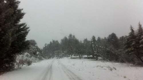 Πώς να οδηγήσετε με ασφάλεια στα χιόνια και τον παγετό - τι να προσέξετε